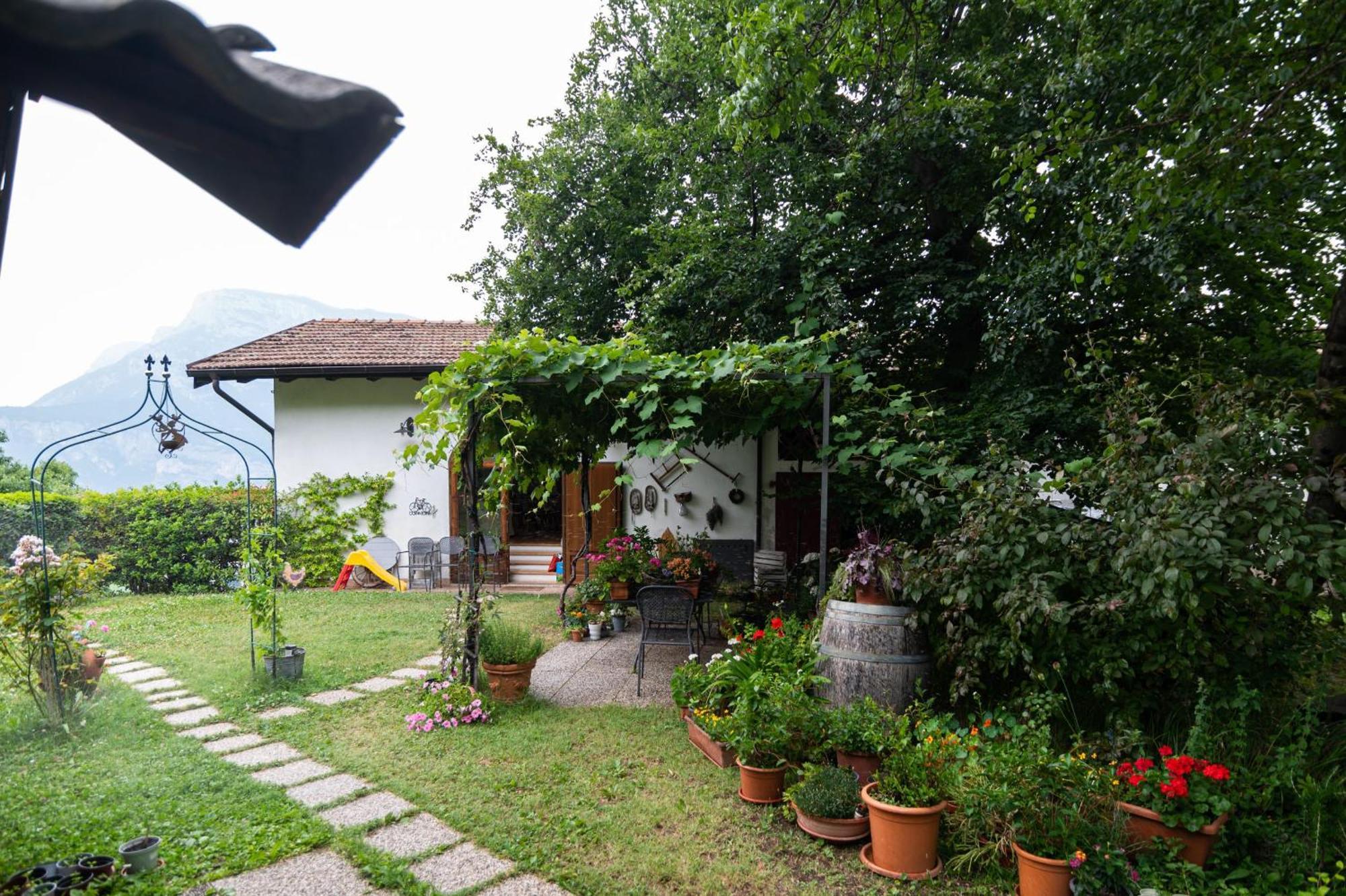 Cottage Lavanda E Rosmarino Lavis Luaran gambar